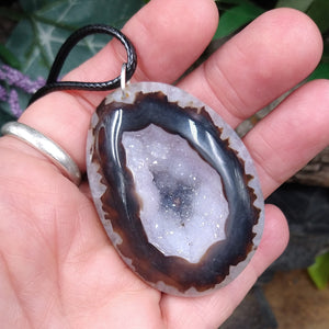 AG-368 Agate druze Pendant