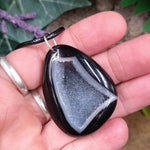 AG-370 Agate druze Pendant