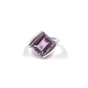 AM-2221 Amethyst Ring