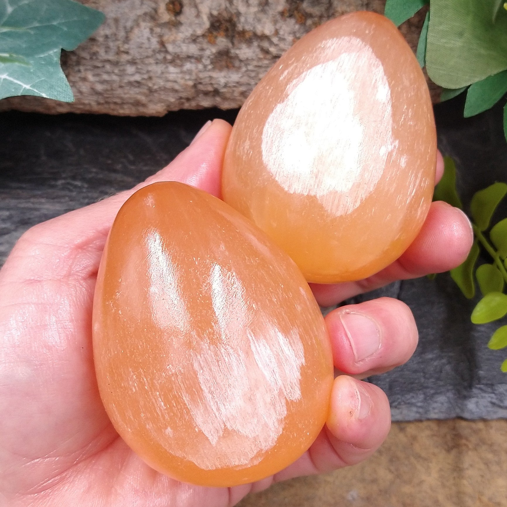 BB-68 Peach Selenite Egg