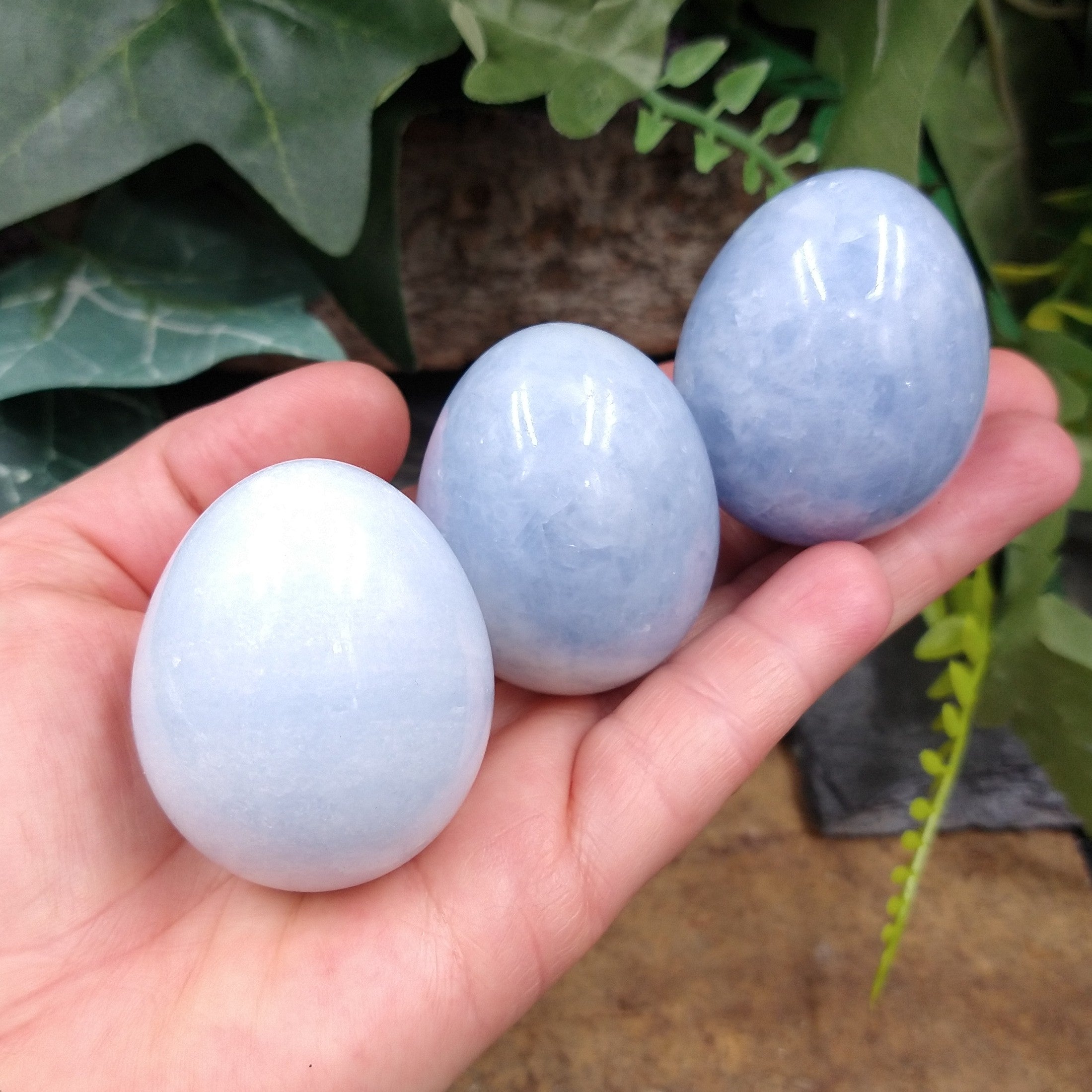 CAL-271 Blue Calcite Egg