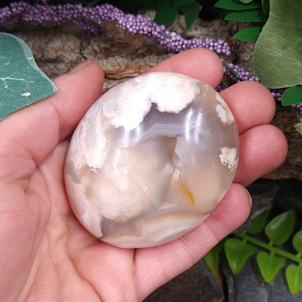 FLAG-12 Flower Agate Palm Stone