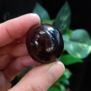 GAR-87 Polished Garnet