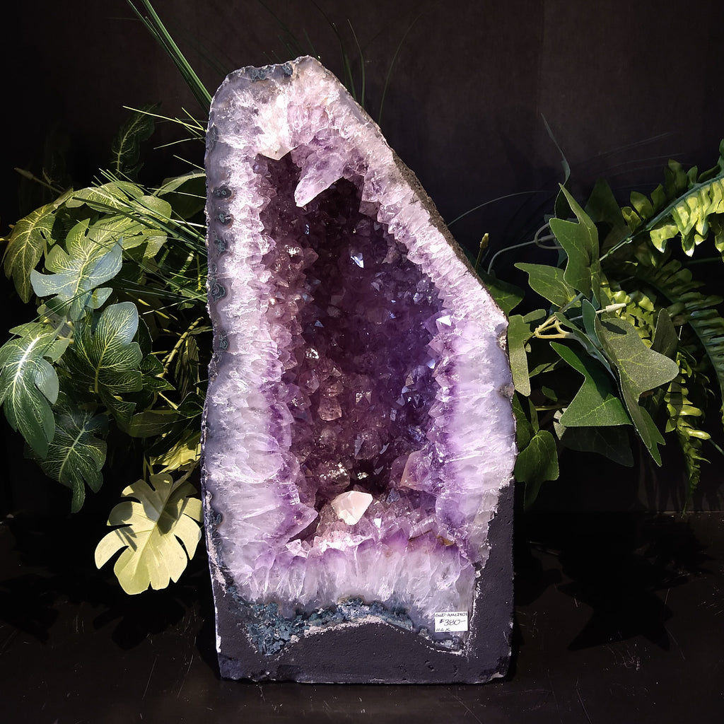 GEO-AM12401 Amethyst Geode