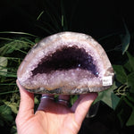 GEO-AM4 Amethyst Geode