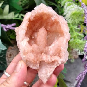 GEO-Q634 Peach Quartz Geode from Mozambique