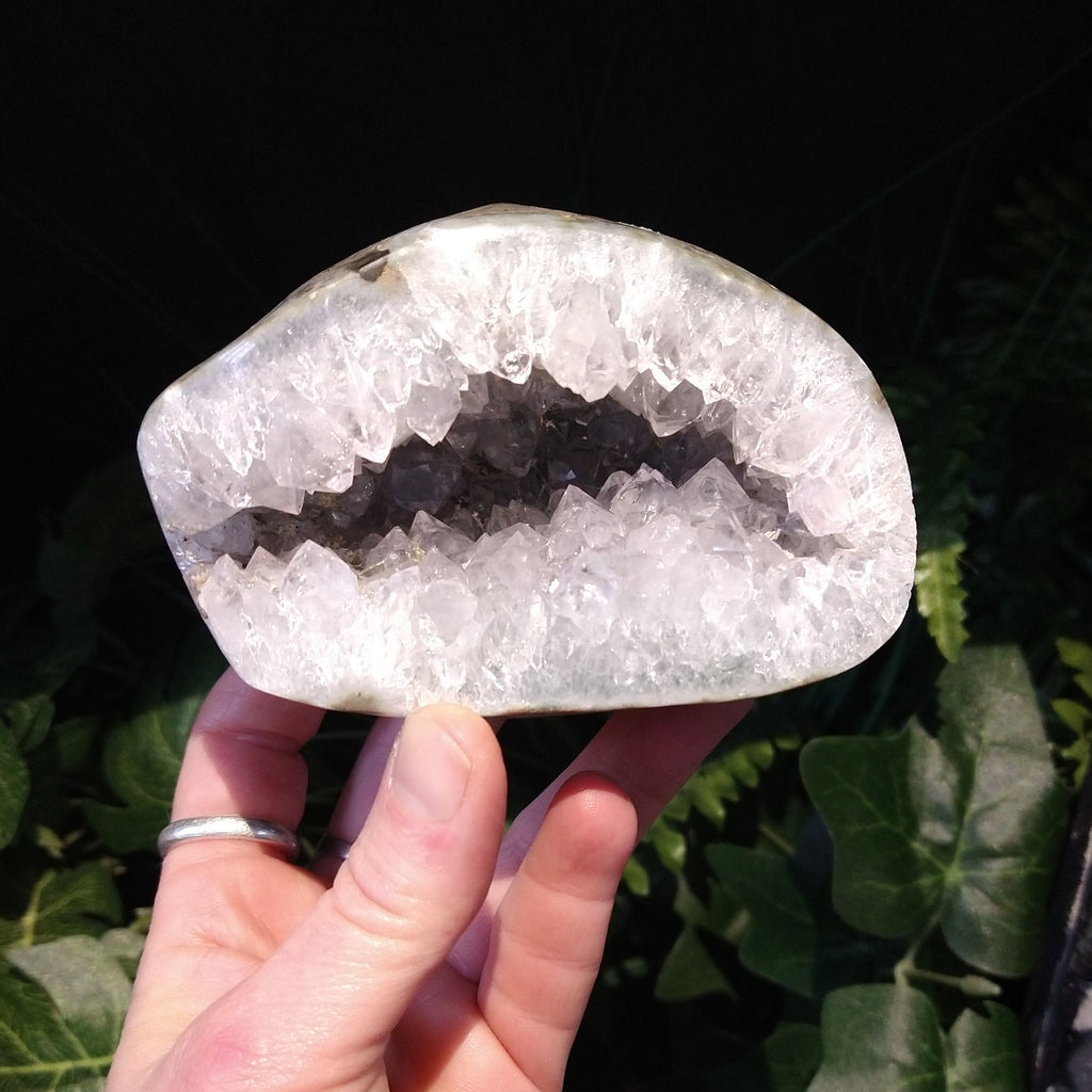 GEO-Q637 Quartz Geode