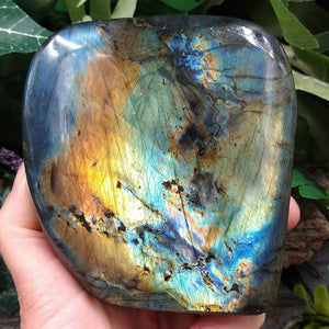 LAB-2401 Polished Labradorite