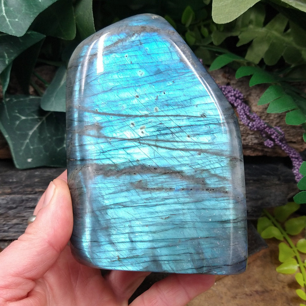 LAB-2441 Labradorite