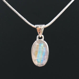 MS-64 Rainbow Moonstone Pendant