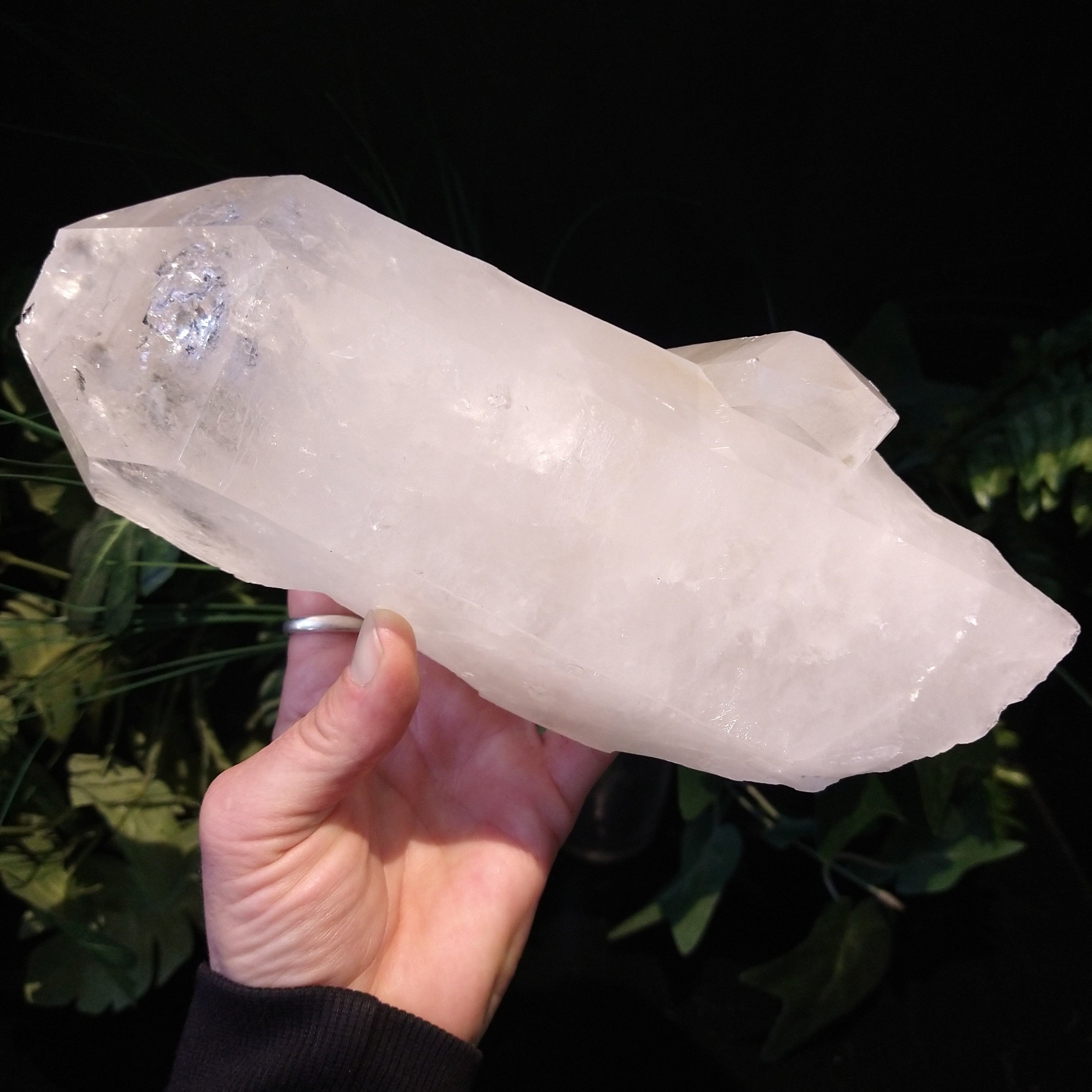 QC-2301 Quartz Crystal