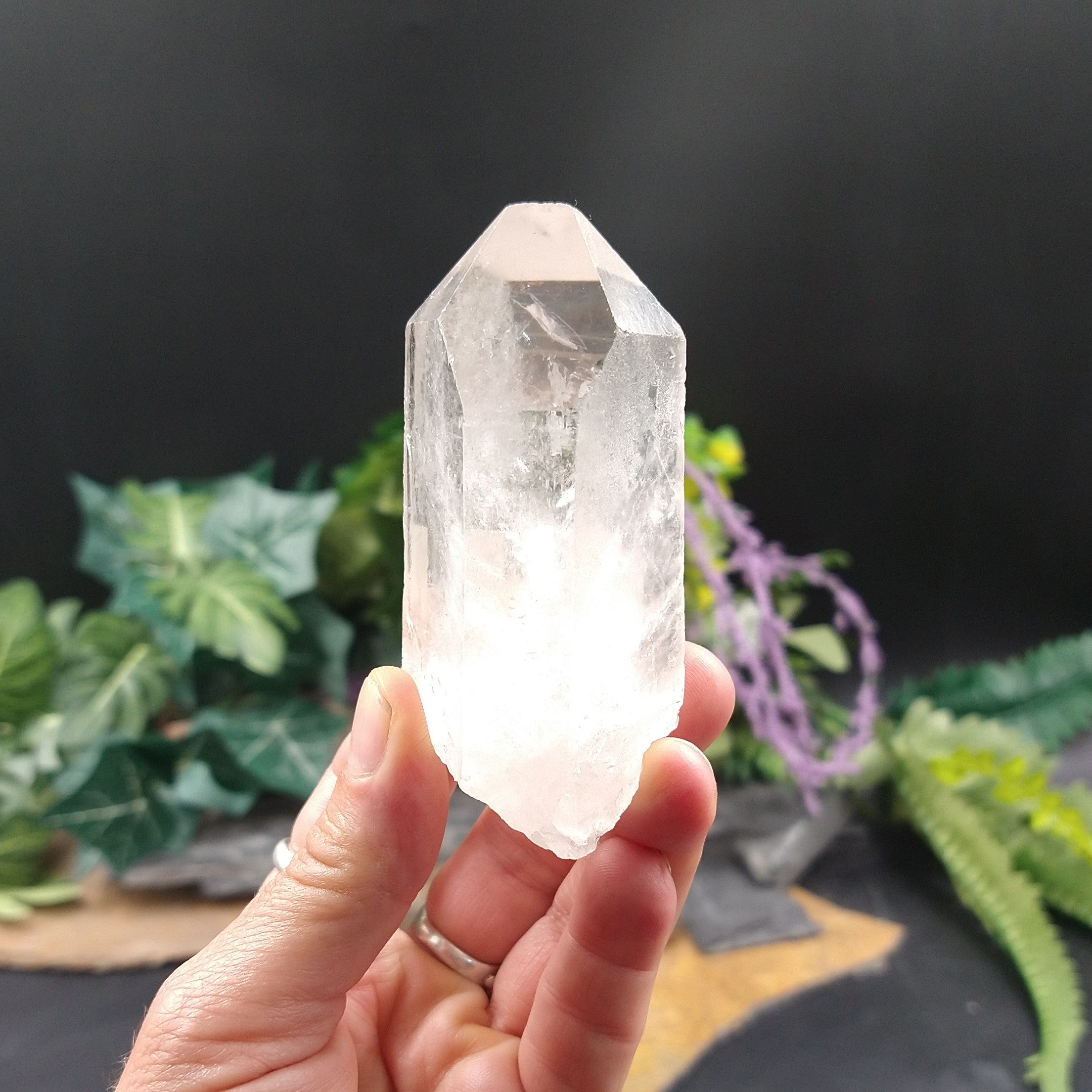 Q-5232 Quartz Crystal