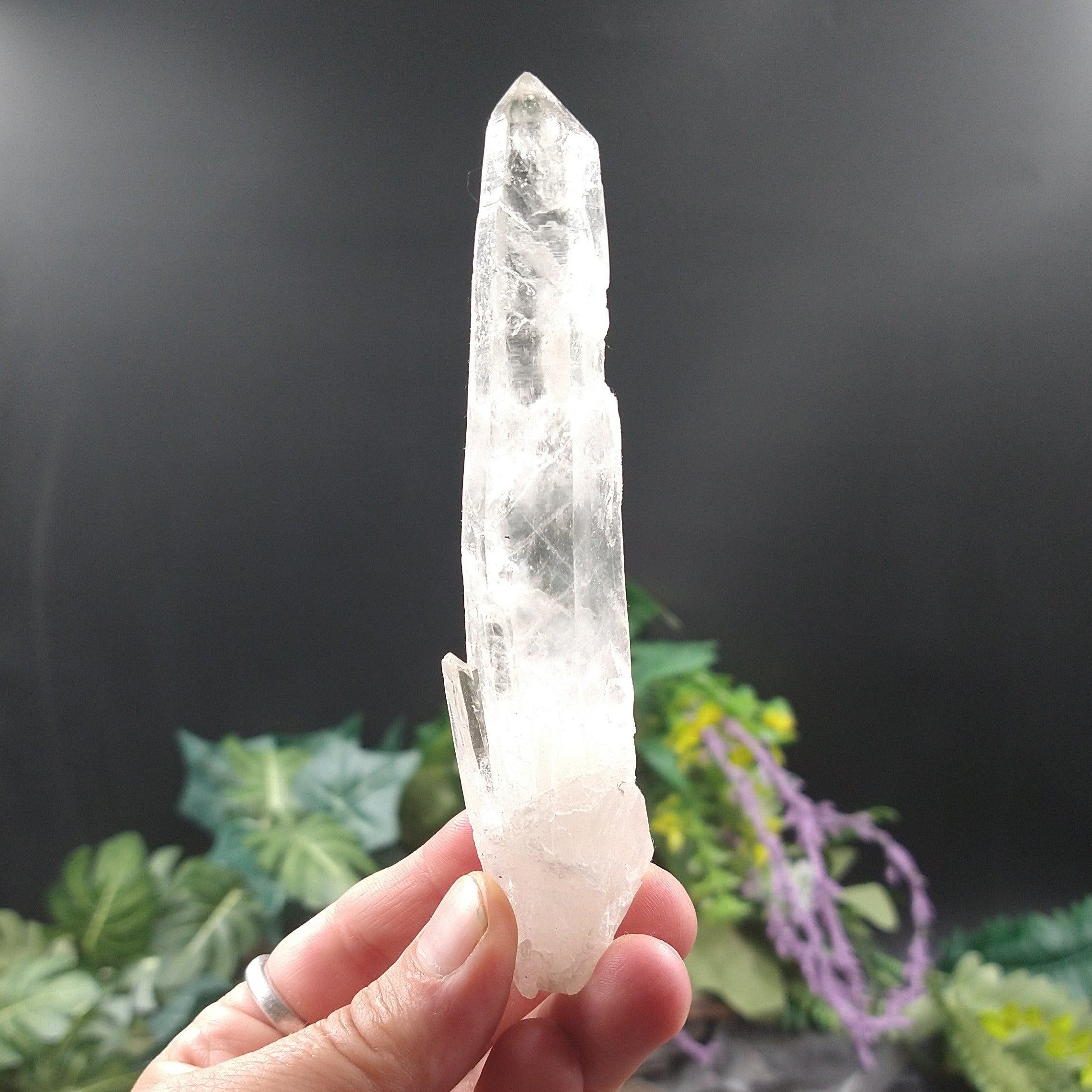 Q-5247 Quartz Crystal from China