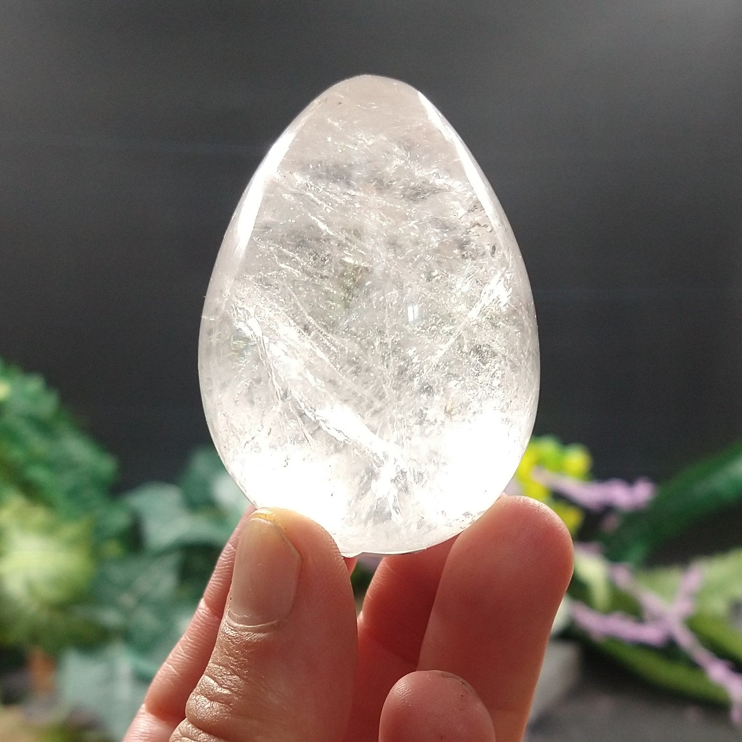 Q-5311 Quartz Crystal Egg