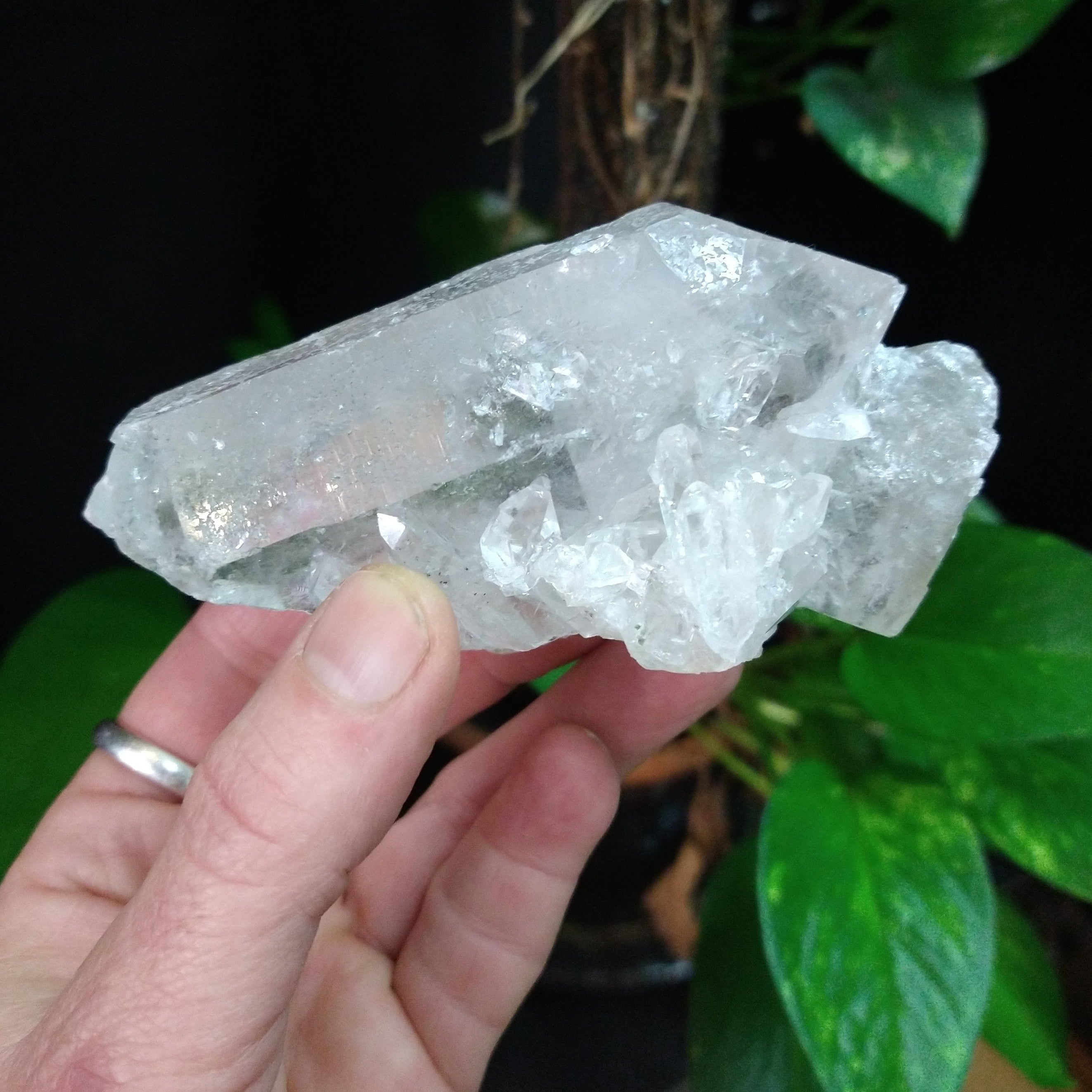 Q-5348 Quartz Cluster