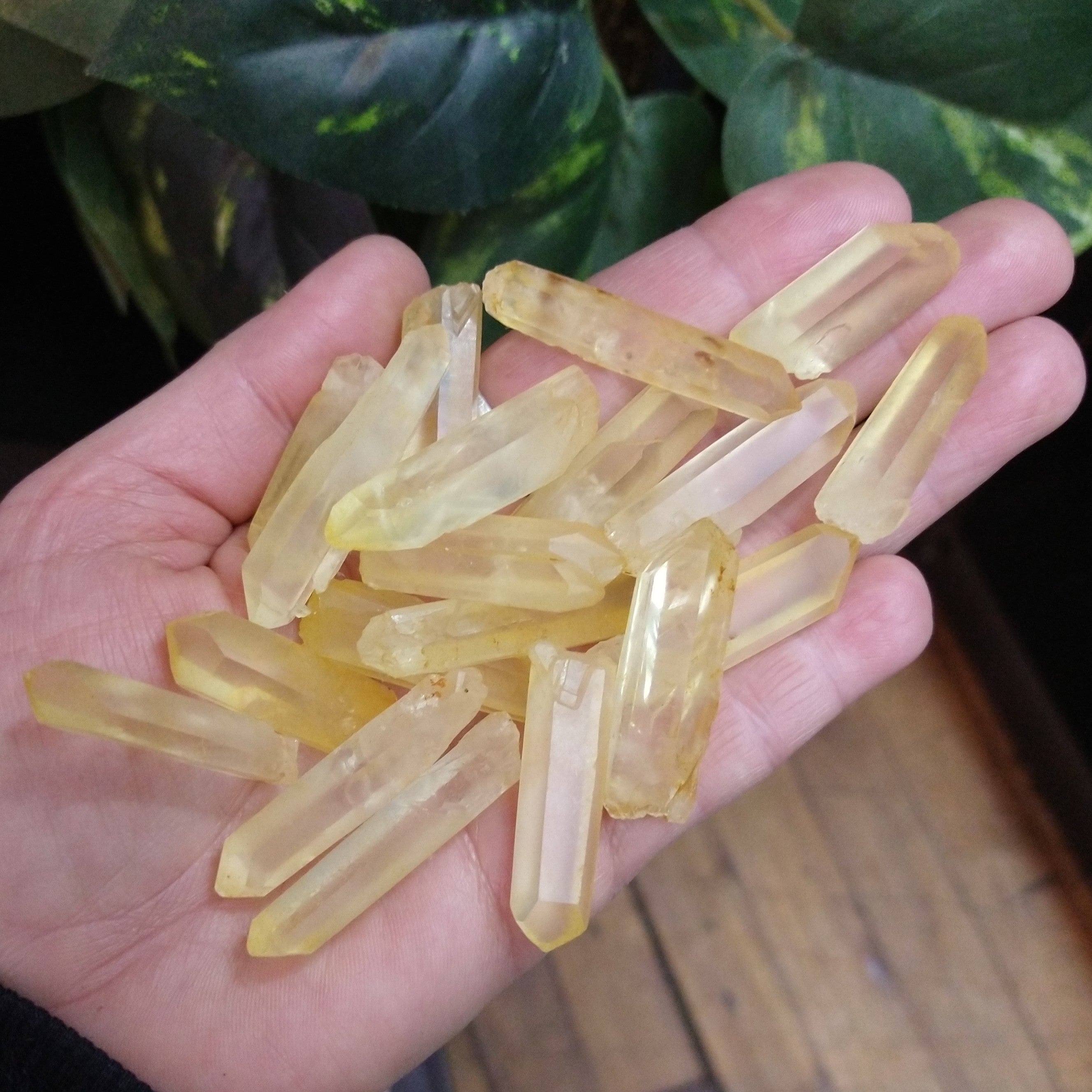 Q-5354 Yellow Quartz