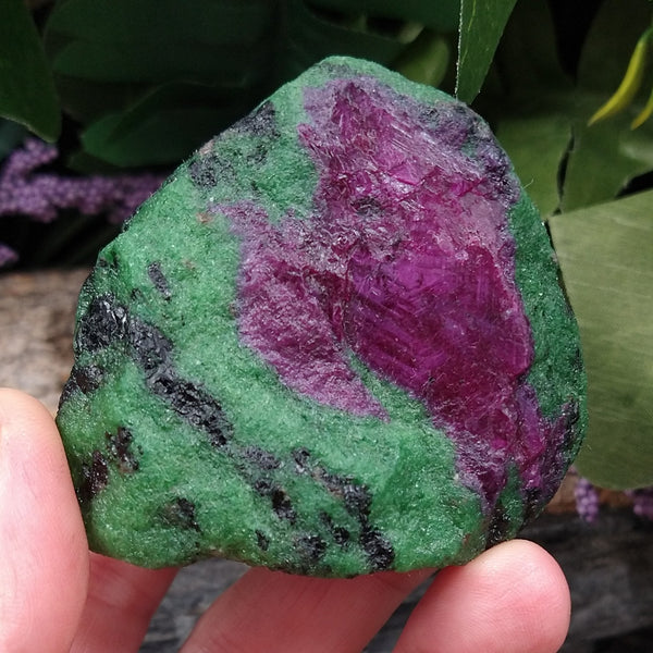Ruby Zoisite – Bestcrystals