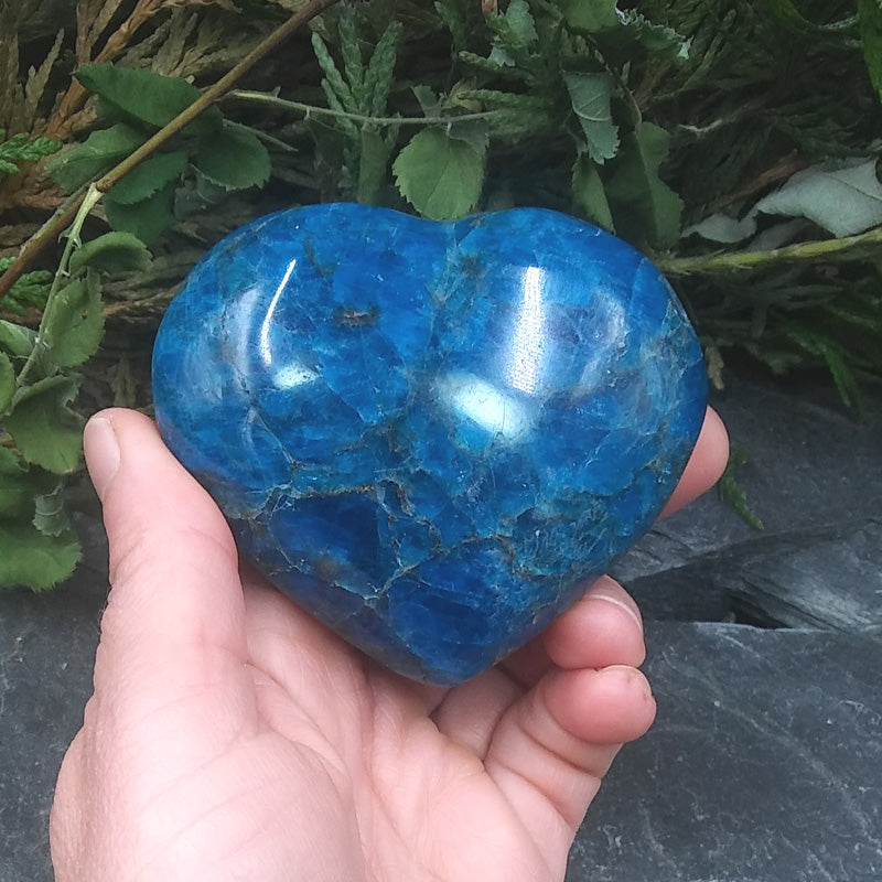 #APT-164B Blue Apatite Heart