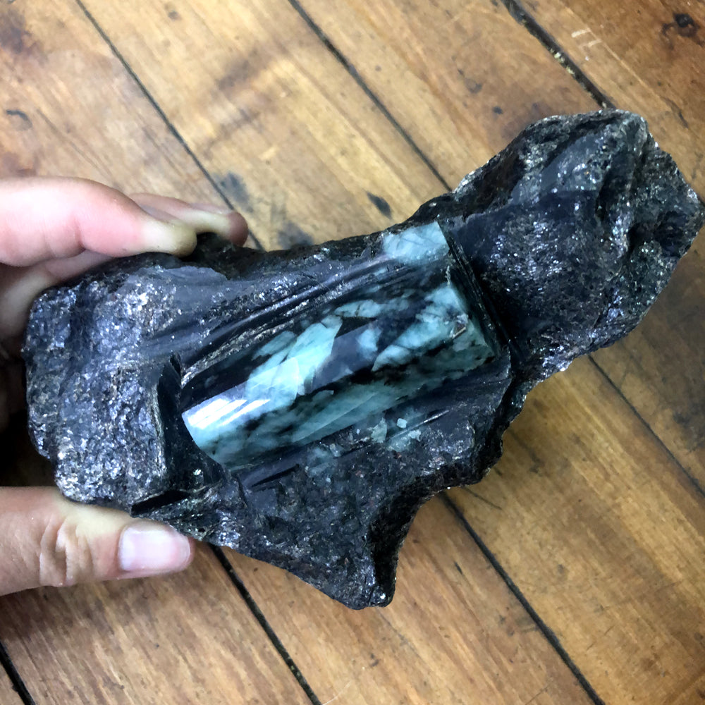 #EM-355 Emerald specimen