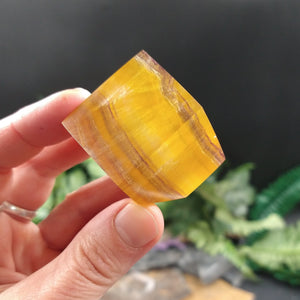 FL-212 Yellow Fluorite Cube