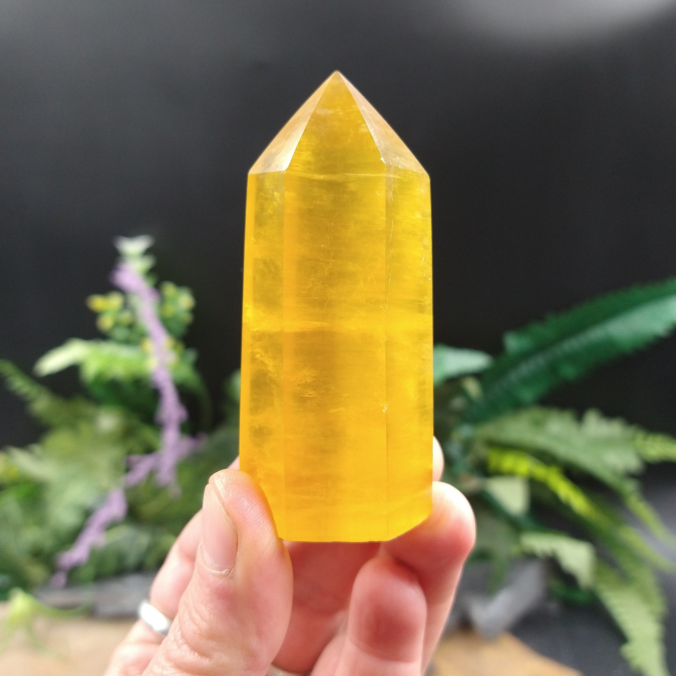 FL-252 Yellow Fluorite Cut and Polished Point