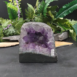 GEO-AM31 Amethyst Geode