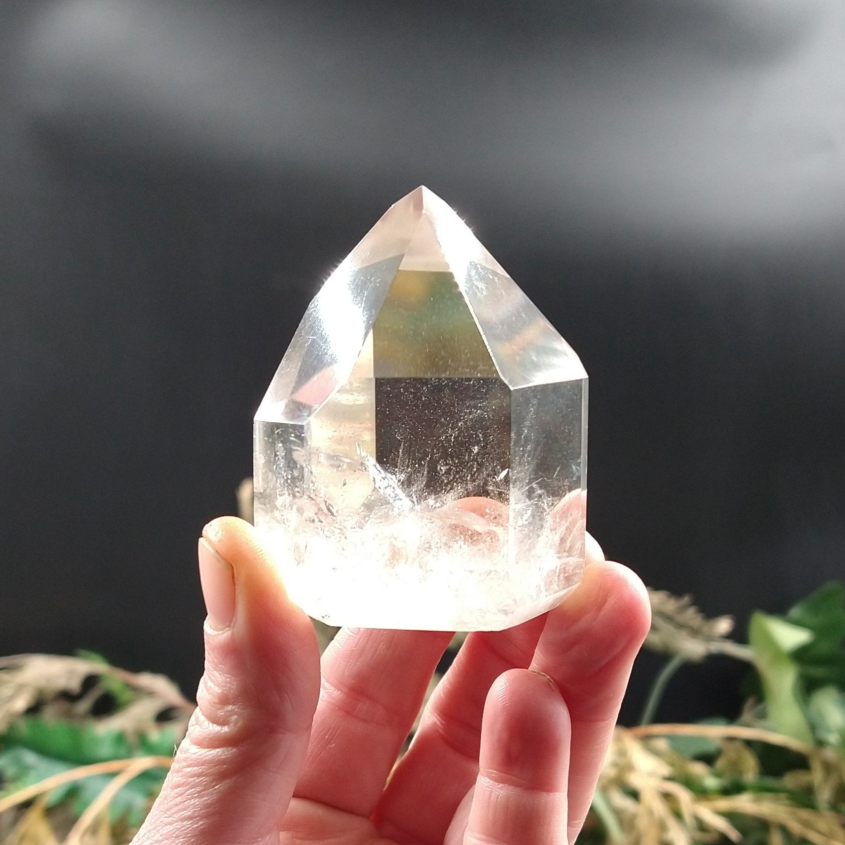 #Q-5065 Quartz Crystal polished