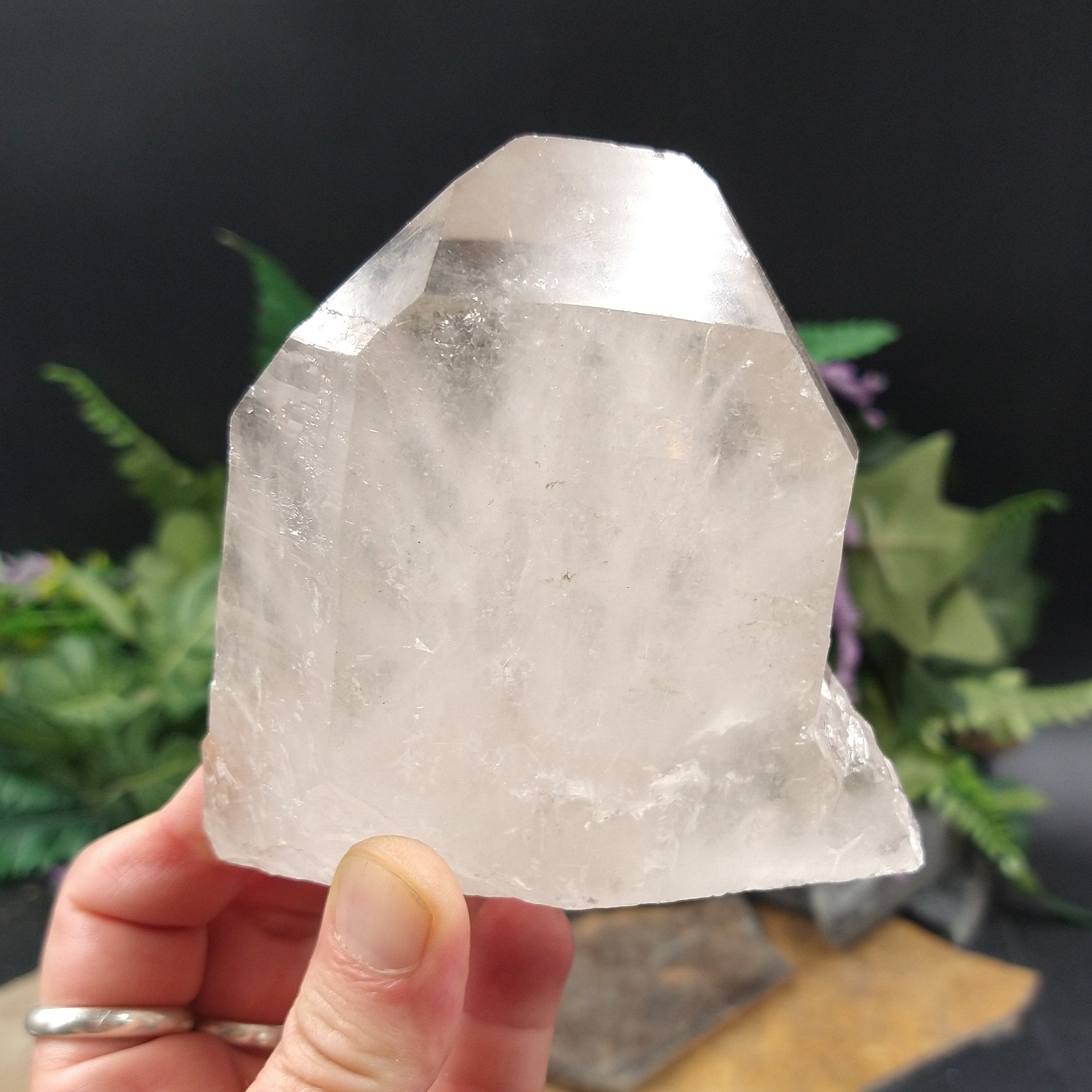 Q-5094 Quartz Crystal