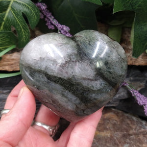 #Q-5129 Green Quartz Heart