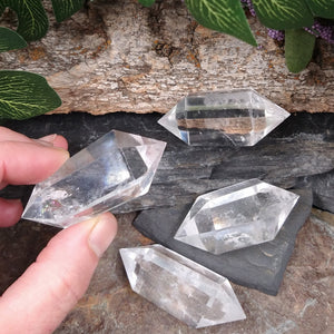 Q-5204 DT Quartz Crystal