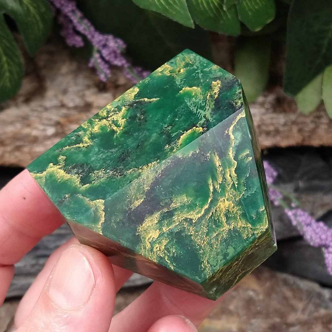 #SERP-57 Free-Form Cut Emerald Serpentine