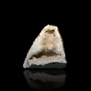 #GEO-CT6 "Vanilla" Citrine Geode